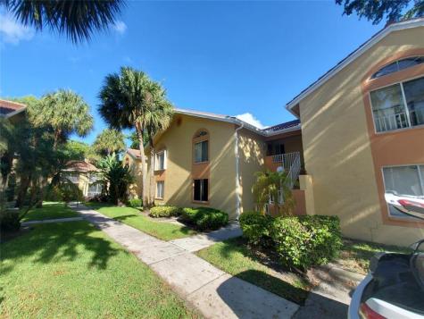 1046 Coral Club Drive Coral Springs FL 33071