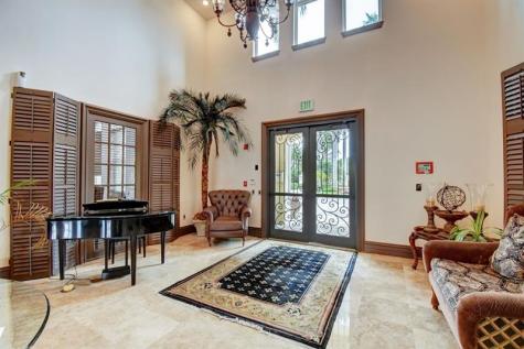 704 Villa Circle Boynton Beach FL 33435