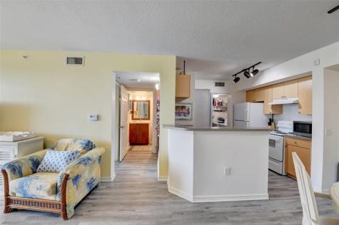 704 Villa Circle Boynton Beach FL 33435