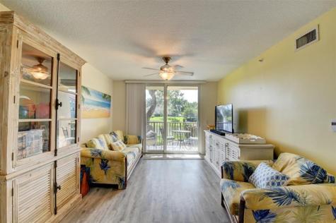 704 Villa Circle Boynton Beach FL 33435