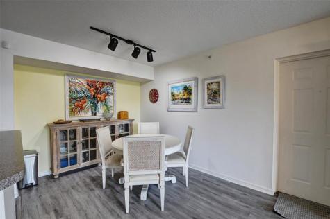 704 Villa Circle Boynton Beach FL 33435