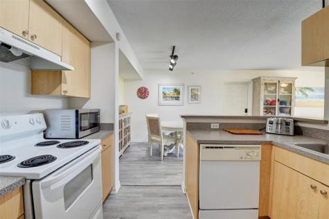 704 Villa Circle Boynton Beach FL 33435