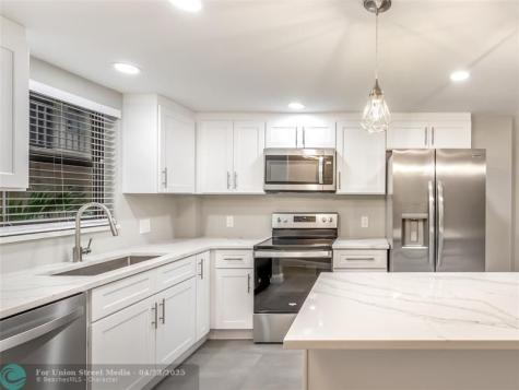 890 N Federal Highway Lantana FL 33462