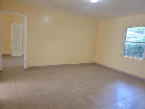 1907 Cleveland Street Hollywood FL 33020