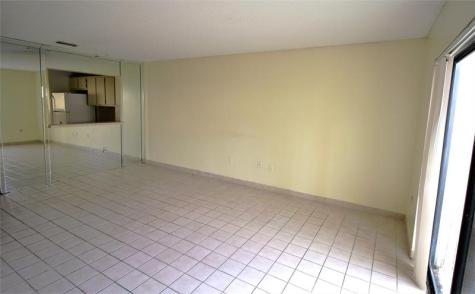 9477 Palm Circle Pembroke Pines FL 33025
