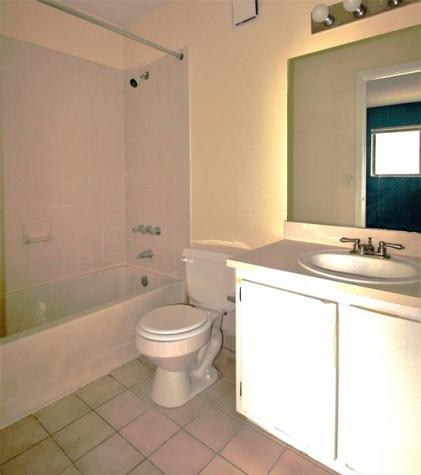 9477 Palm Circle Pembroke Pines FL 33025