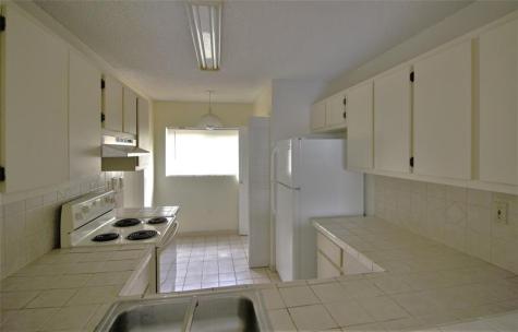 9477 Palm Circle Pembroke Pines FL 33025