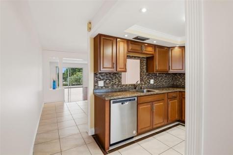 2505 Antigua Terrace Coconut Creek FL 33066