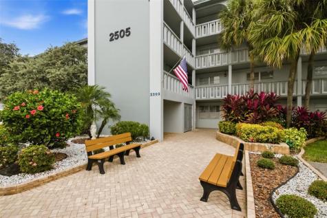 2505 Antigua Terrace Coconut Creek FL 33066
