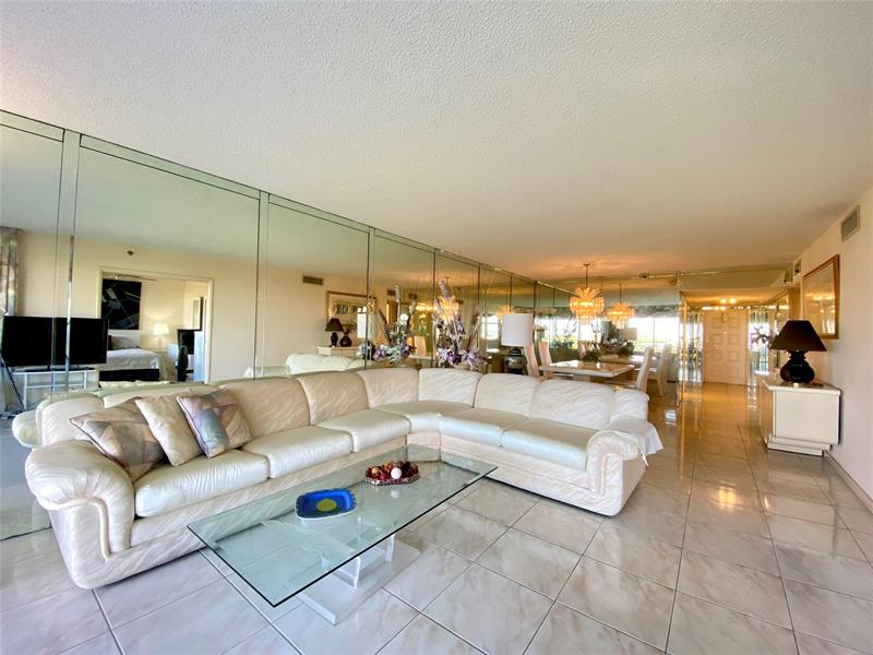 4015 W Palm Aire Drive Pompano Beach FL 33069