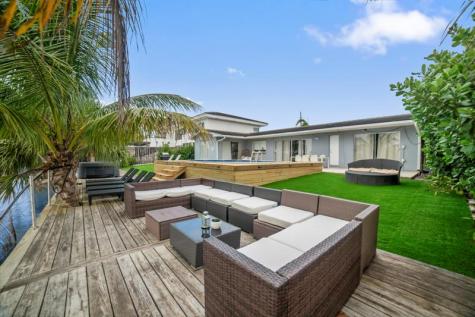 20730 NE 23rd Avenue Miami FL 33180