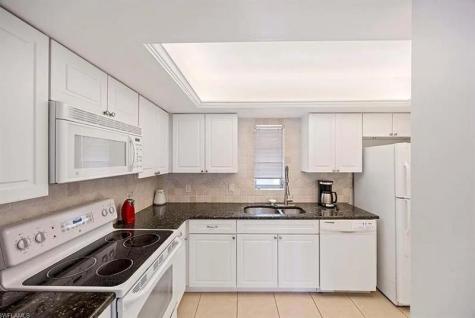 209 Bob O Link Way Naples FL 34105