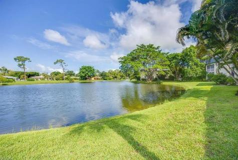 209 Bob O Link Way Naples FL 34105
