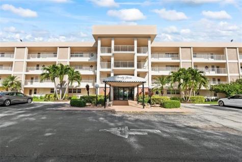 2651 S Course Drive Pompano Beach FL 33069