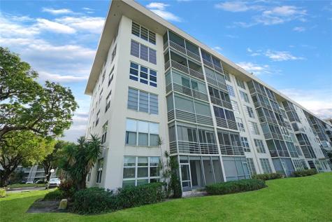 2651 S Course Drive Pompano Beach FL 33069