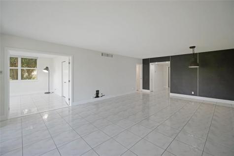 2651 S Course Drive Pompano Beach FL 33069
