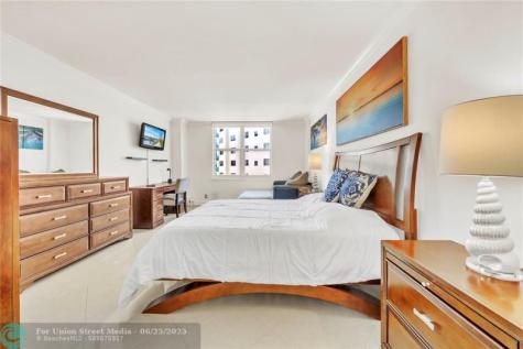 3725 S Ocean Drive Hollywood FL 33019