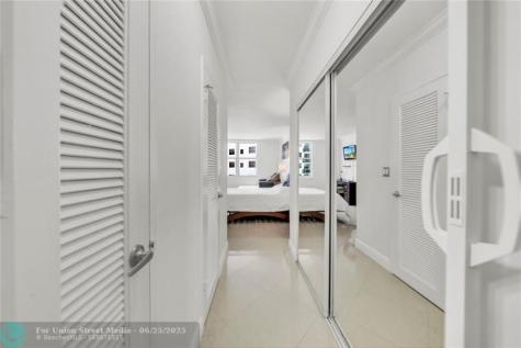 3725 S Ocean Drive Hollywood FL 33019