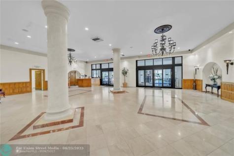 3725 S Ocean Drive Hollywood FL 33019