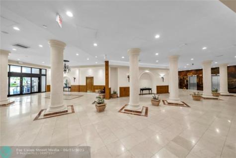 3725 S Ocean Drive Hollywood FL 33019