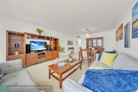 3725 S Ocean Drive Hollywood FL 33019