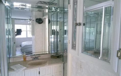 460 Paradise Isle Boulevard Hallandale Beach FL 33009