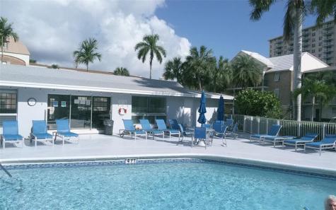460 Paradise Isle Boulevard Hallandale Beach FL 33009