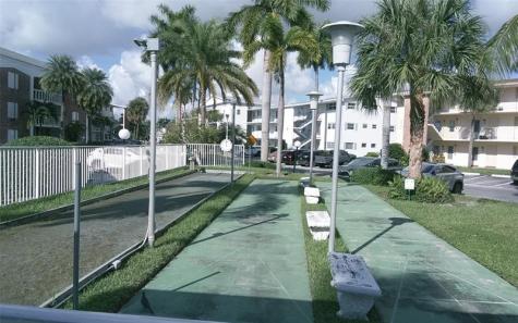460 Paradise Isle Boulevard Hallandale Beach FL 33009