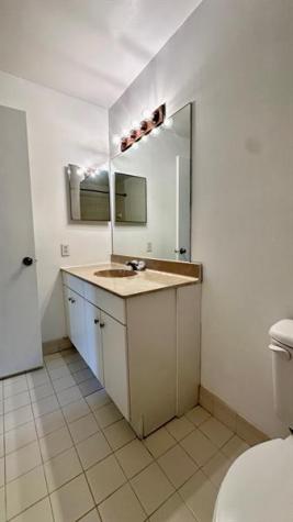 3299 NW 44th Street Oakland Park FL 33309