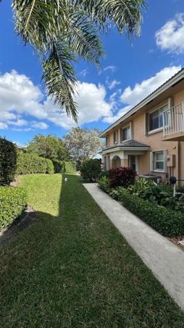 3299 NW 44th Street Oakland Park FL 33309
