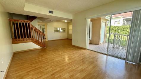 3299 NW 44th Street Oakland Park FL 33309