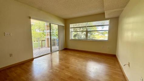 3299 NW 44th Street Oakland Park FL 33309
