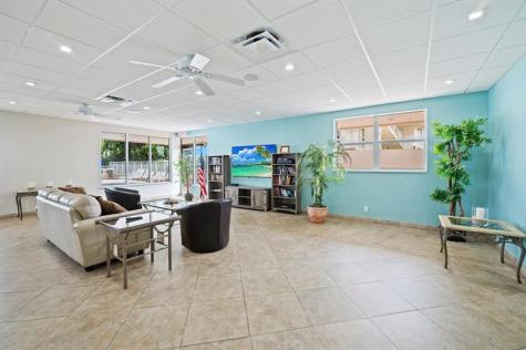 1050 Hillsboro Mile Hillsboro Beach FL 33062