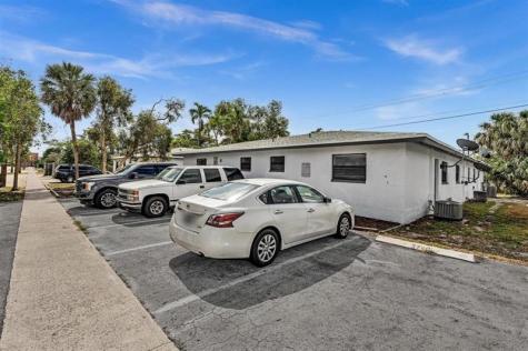 5748 NW 27th Court Fort Lauderdale FL 33313