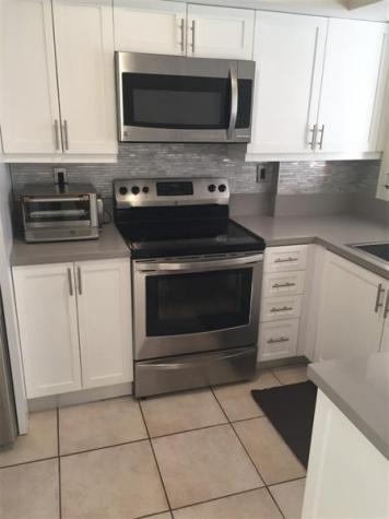 1 Alhambra Circle Coral Gables FL 33134