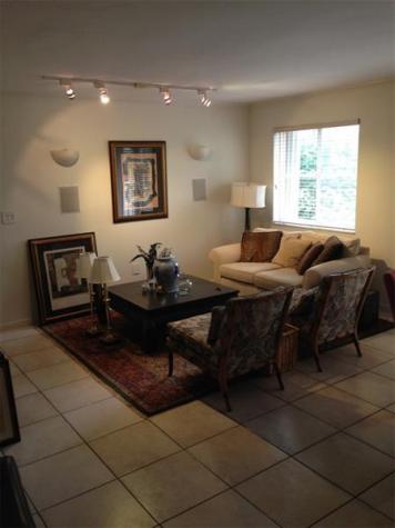 1 Alhambra Circle Coral Gables FL 33134