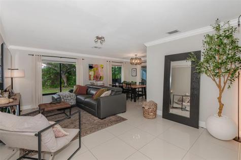 7509 NW 40th Place Coral Springs FL 33065