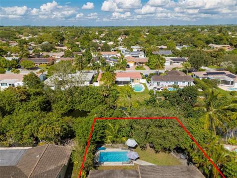 7509 NW 40th Place Coral Springs FL 33065