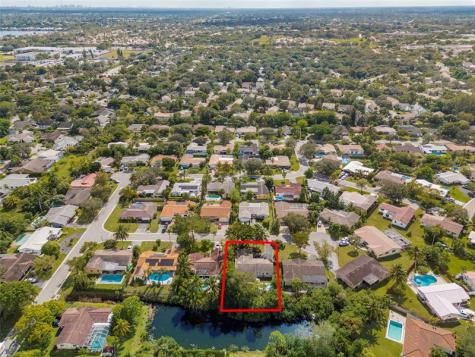 7509 NW 40th Place Coral Springs FL 33065