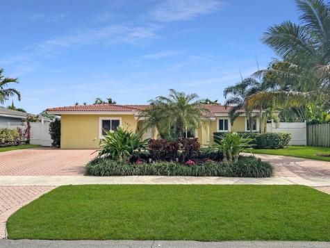 280 SE 3rd Avenue Pompano Beach FL 33060