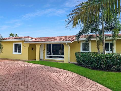 280 SE 3rd Avenue Pompano Beach FL 33060