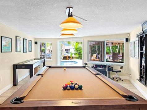 280 SE 3rd Avenue Pompano Beach FL 33060