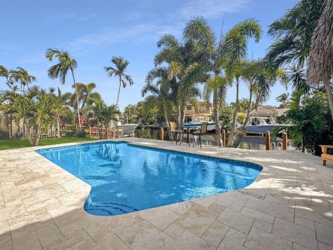 280 SE 3rd Avenue Pompano Beach FL 33060