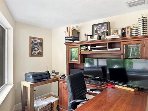 280 SE 3rd Avenue Pompano Beach FL 33060
