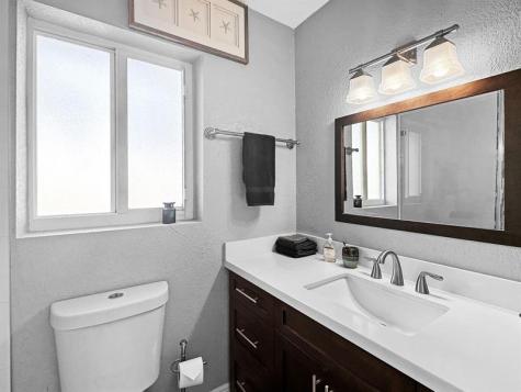 280 SE 3rd Avenue Pompano Beach FL 33060