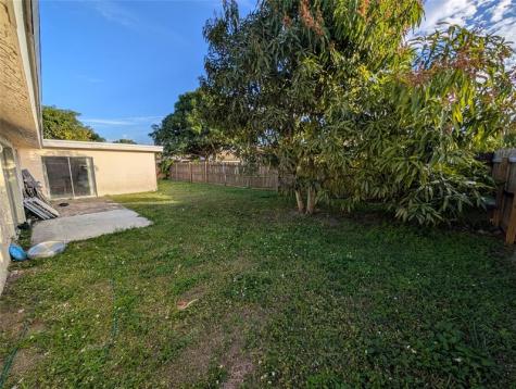 10318 Carmen Lane Royal Palm Beach FL 33411