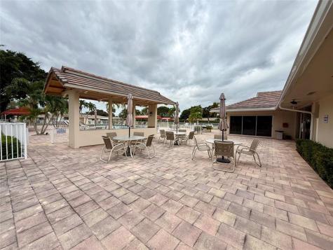 20862 Vinesta Circle Boca Raton FL 33433