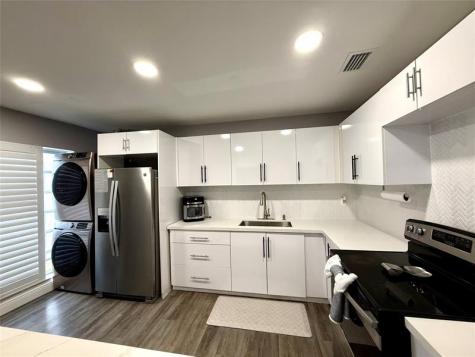 20862 Vinesta Circle Boca Raton FL 33433