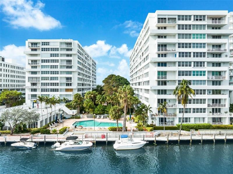 1160 N Federal Highway Fort Lauderdale FL 33304