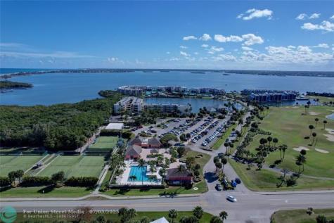 40 NE Plantation Road Stuart FL 34996